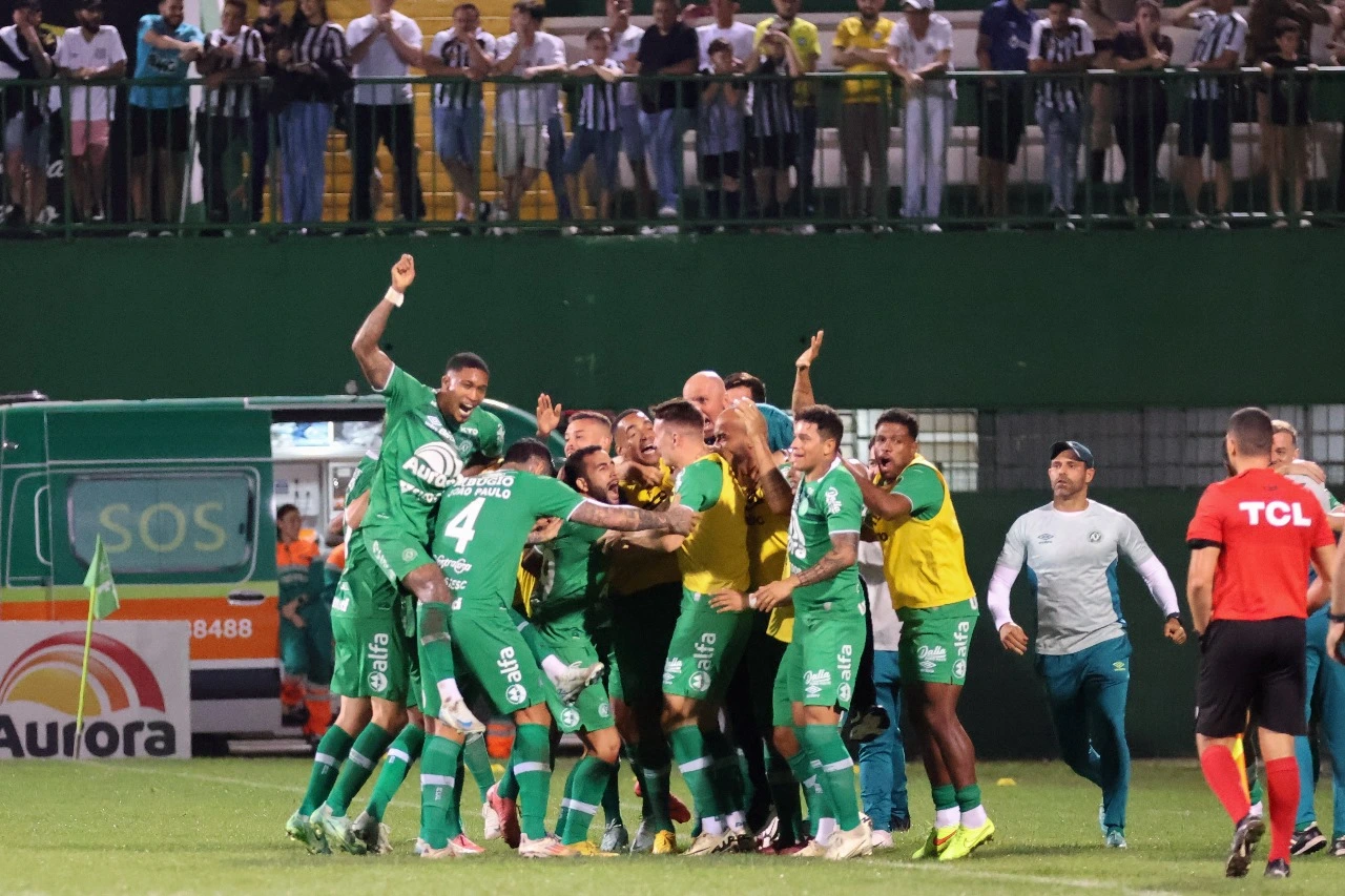 Chape x Santos